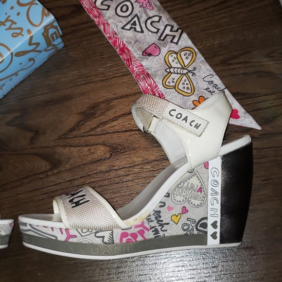 Coach Addisen Addisen Poppy Graffiti Summer Wedge - Picture 7 of 16